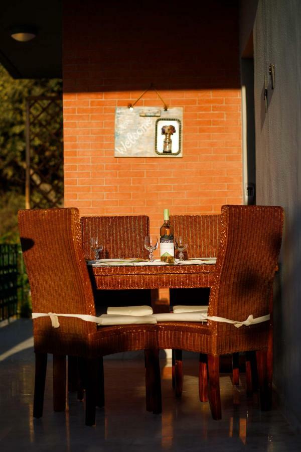 Lily'S Cottage Platanes  Exterior foto